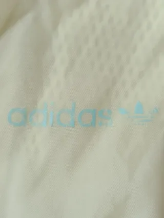 Giacca a vento Adidas colorata