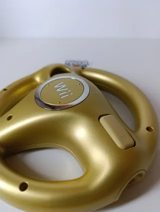 Volante Dorado Wii - Club Nintendo
