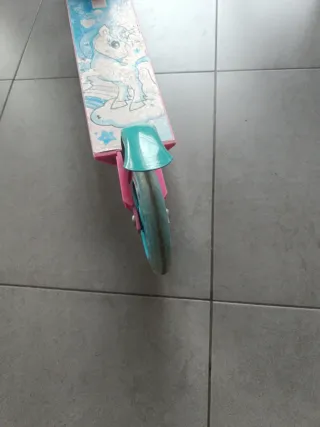 Patinete infantil unicornio rosa-azul ÚLTIMO PRECI