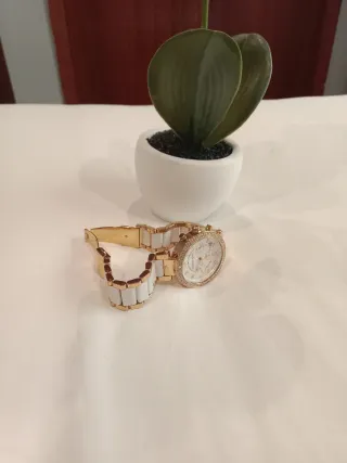 Reloj Michael Kors Dorado y Blanco