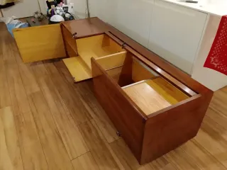 Aparador vintage in legno massello