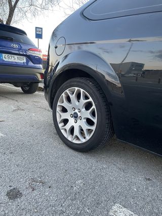 Llantas Originales ford 17” + Neumáticos