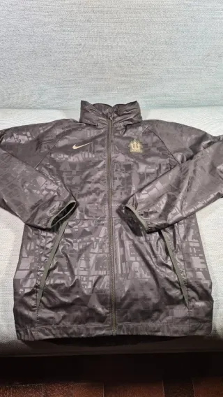 Giacca a vento Nike verde