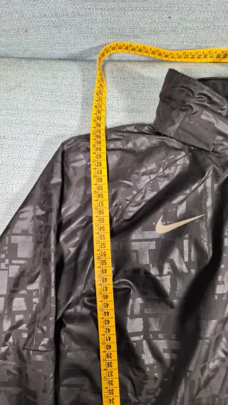 Giacca a vento Nike verde