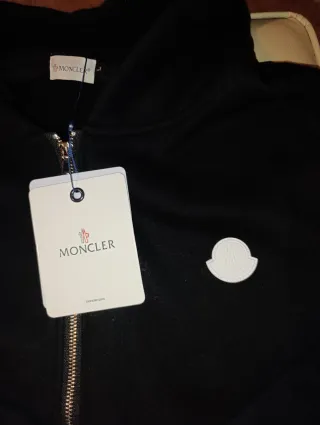 Conjunto Fato Treino Moncler Preto.