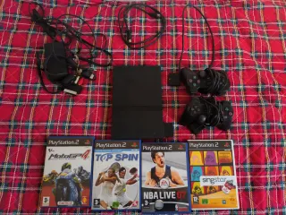 Consola PlayStation 2 Negra + 2 Mandos + 4 Juegos