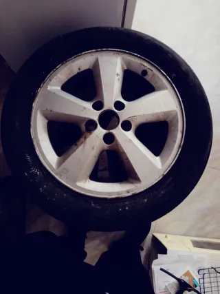 Llantas Ford 15