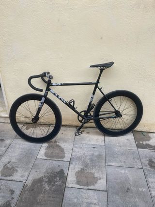 Bicicleta Fixie Single Speed Negra