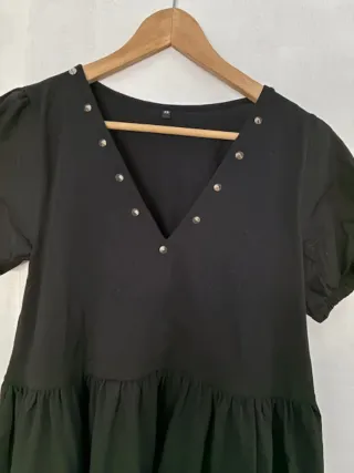 Vestido negro tachuelas aire retro Talla XS