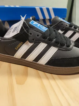 Adidas Samba nere