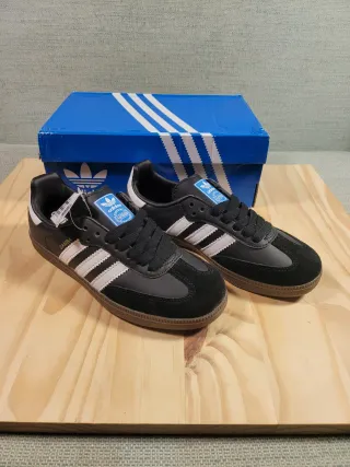 Adidas Samba nere