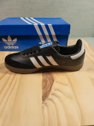 Adidas Samba nere