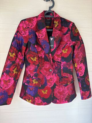Blazer Guess floral nunca usado
