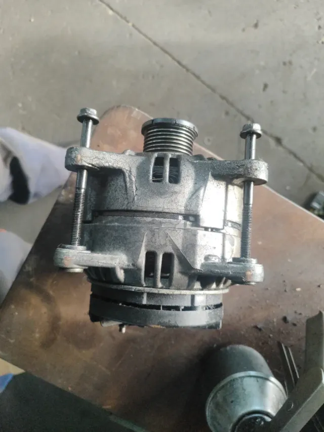 Alternador Renault 1.9 DCI