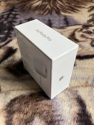 Auriculares Apple AirPods Pro - 2* Generación