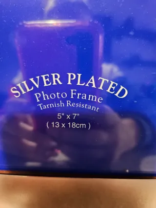 Marco de fotos plateado y madera 5x7
