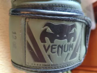 Guantes kick boxing Boxeo Venum elite evo Verde y