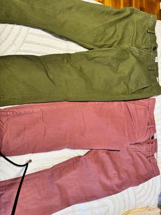 Pantalones verdes y vino