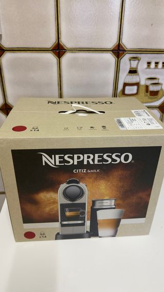 Cafetera Nespresso Citiz & Milk Roja