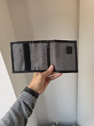 Billetera Silver Gris