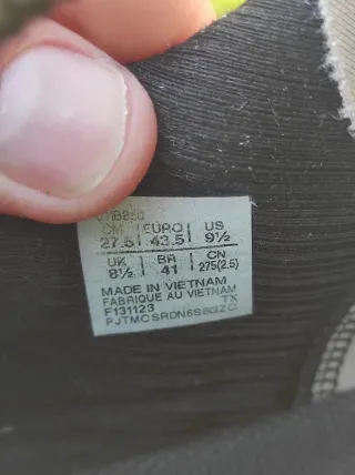 Asics Novablast 4 TR bege/laranja