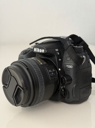 Nikon D7000 + objetivo 50mm f/1.4