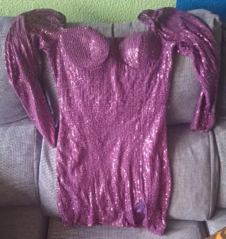 Vestido Morado Lentejuelas  De licra ajustable