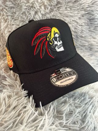 Gorra New Era 9Forty Aztec Skull