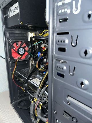 PC Gaming Económico - i5 + R9 380 Nitro OC + SSD