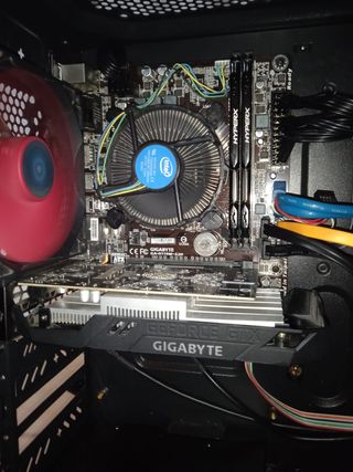 PC Gaming i7 7700 16GB RAM SSD