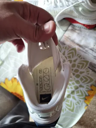 Zapatillas Nike Blancas y Azules