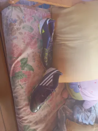 Botas de fútbol Adidas F50 TRX FG talla 42