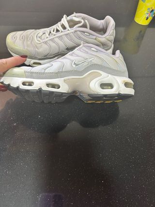 Zapatillas Nike Air Max Plus TN Blancas Moradas
