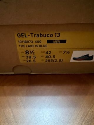 Zapatillas Asics Gel Trabuco 13 Talla 42 nuevas.