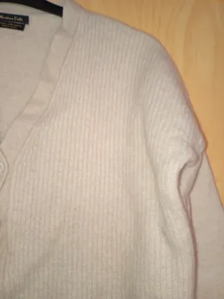 Chaquetilla de cashmere Massimo Dutti beige