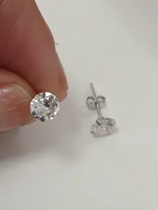 Brincos Zircônia Prata 6mm