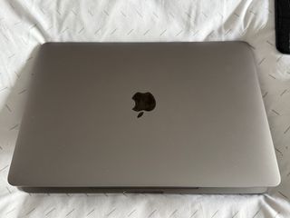 MacBook Pro 13 2019 8GB/128GB