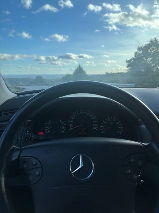 Mercedes-Benz E 280 V6