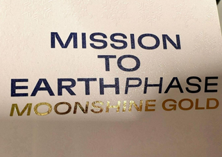 Omega x Swatch Moonshine Gold SO33W701L