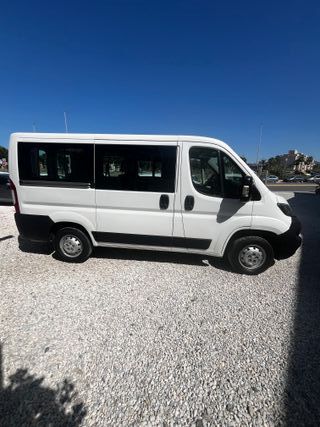 Peugeot Boxer ¡¡9 PLAZAS!! 2.2BLUEHDI 120CV