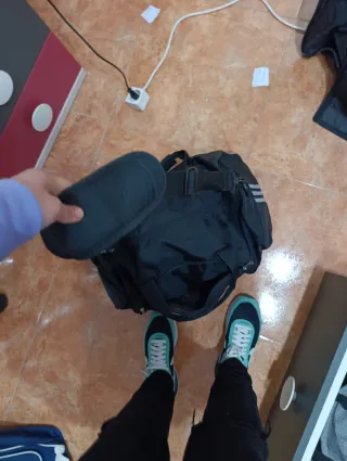 Macuto gimnasio Adidas Negro