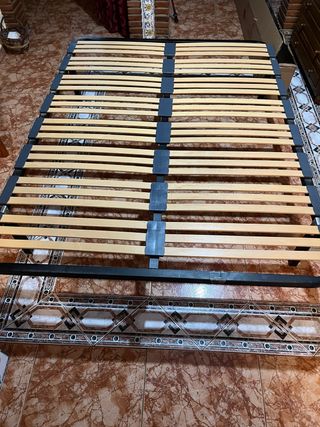 Somier 135x180cm Metal y Madera