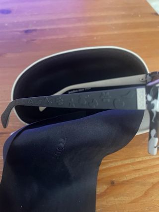 Gafas de sol Tous negras y blancas