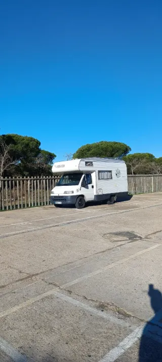 Autocaravana Fiat Ducato 2500 td autónomay rutera