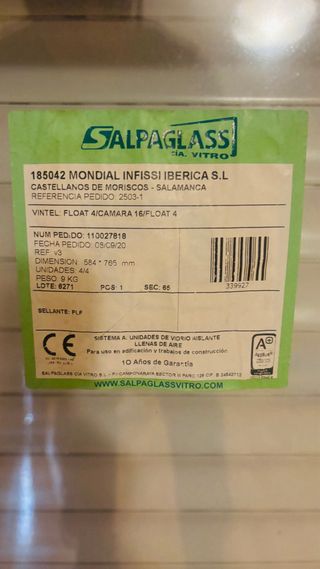 OFERTON VENTANA PVC nueva con persiana