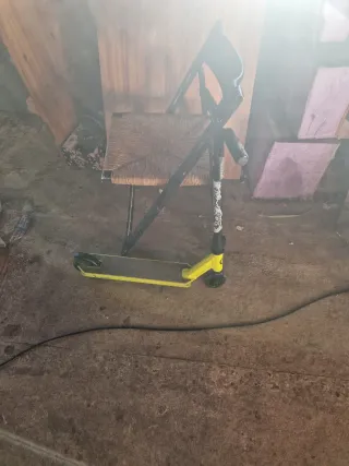 Patineta Scooter Amarillo