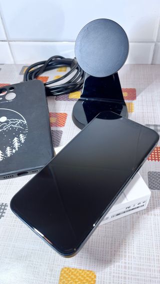 iPhone 13 256GB salud de la bateria al 100%+regalo