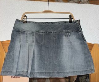 Lote de pantalones cargo y falda vaquera