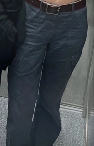 Lote de pantalones cargo y falda vaquera