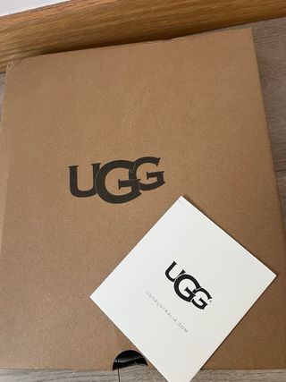Botas UGG Castanhas